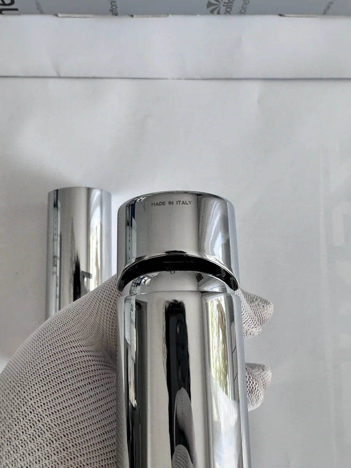 Vue arrière réelle du mitigeur haut Paffoni RED071 chromé