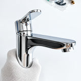 Vue 3/4 réelle du mitigeur lavabo Paffoni BLU071 chromé