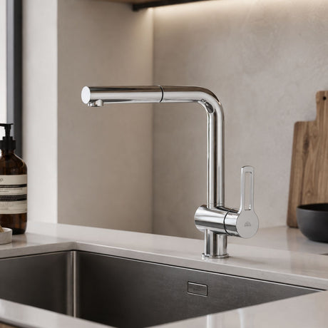 Robinet cuisine Paffoni RIN185 chromé installé sur un évier